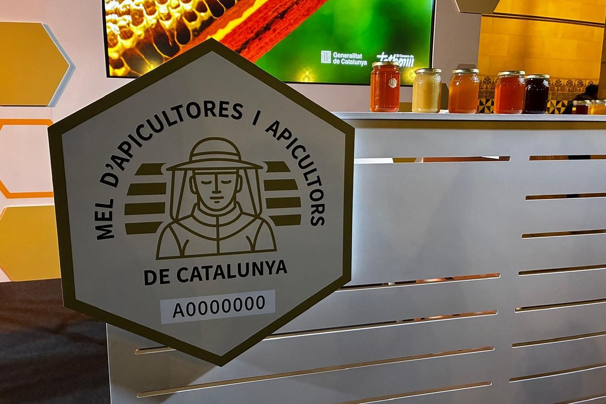 NOVA MARCA COL.LECTIVA DELS APICULTORS CATALANS: 'MEL MAAC'